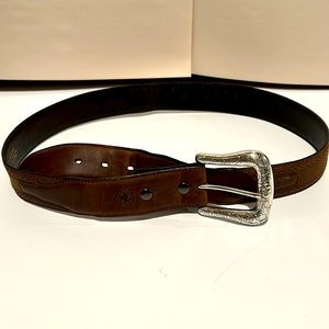 Ariat leather silver buckle belt.